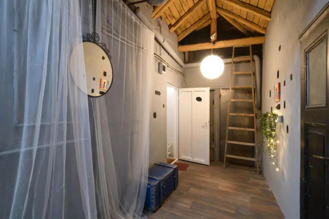 Apartmán Cozy Loft In The Heart Of Sofie Exteriér fotografie